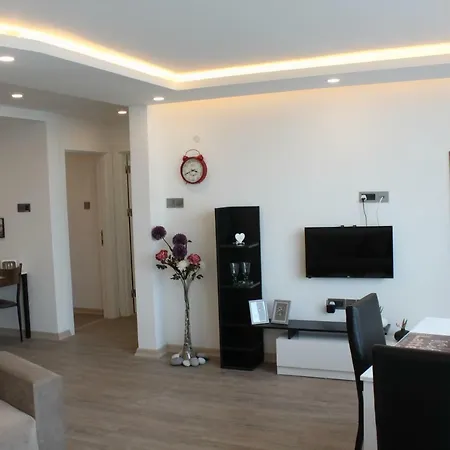 Elegance Fashion B307 Kirenia